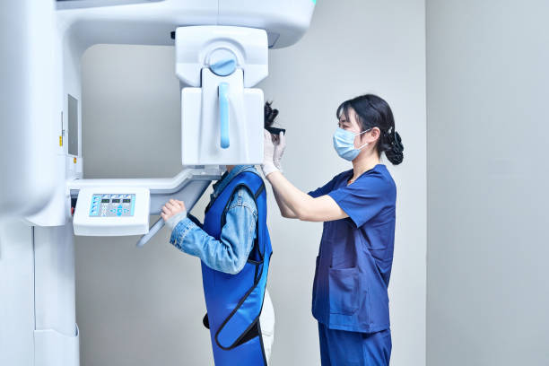 Best Mobile Emergency Dentist in Baywood Park, CA